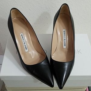 Manolo Blahnik Black Leather BB Pump sz 6.5